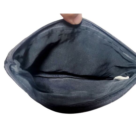 Vintage Velvet Embroidered Flowers Floral Clutch Make-Up Purse 5" x 6.5" - Picture 5 of 8